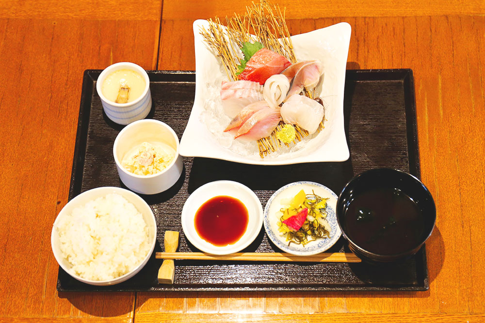 刺身定食 1000円