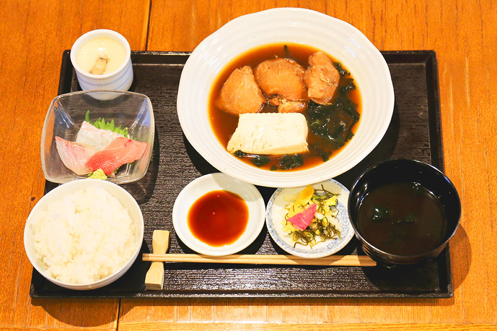 煮魚定食 1000円